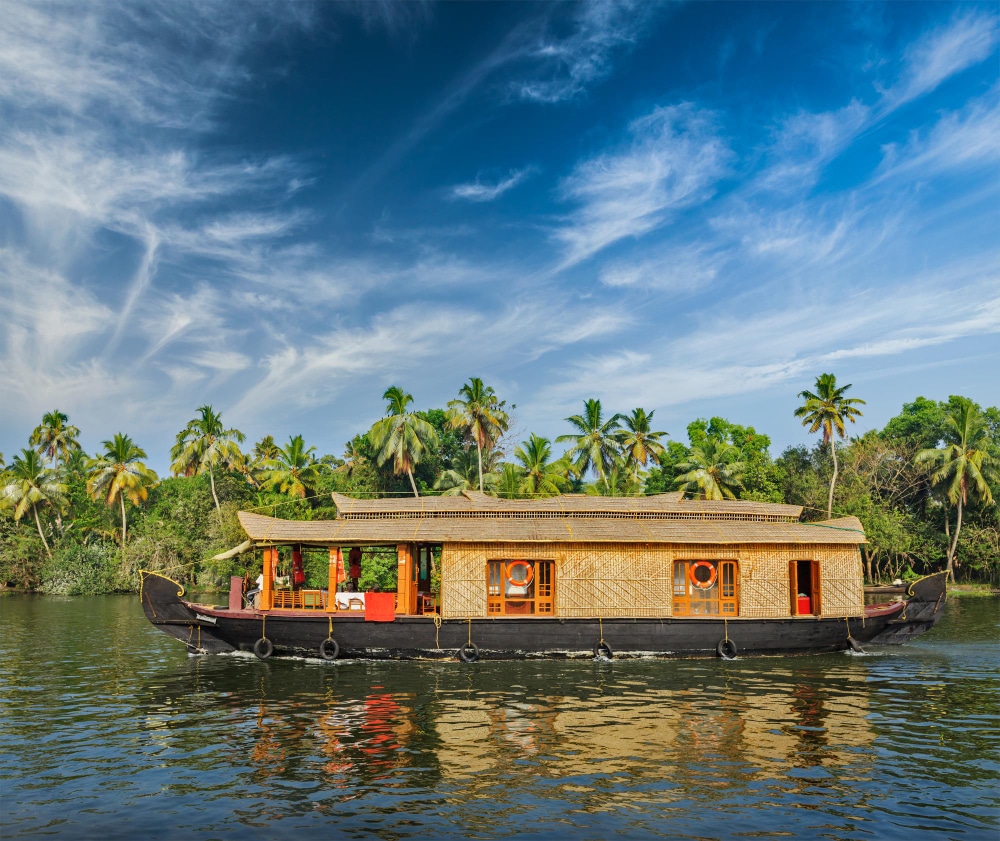 Kerala Tour Package: Backwaters to Beaches By Trip venture by Trip Venture